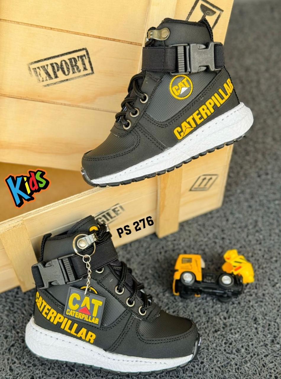 Inspira su valentía y fomenta su espíritu aventurero con las Botas Caterpillar para Niños.