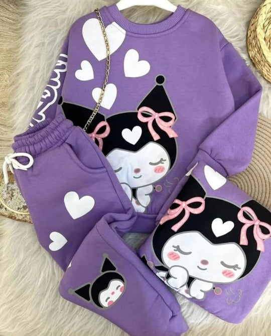 Comodidad total, estilo único y la magia de Kuromi... ¡Todo en un solo conjunto para tu peque!