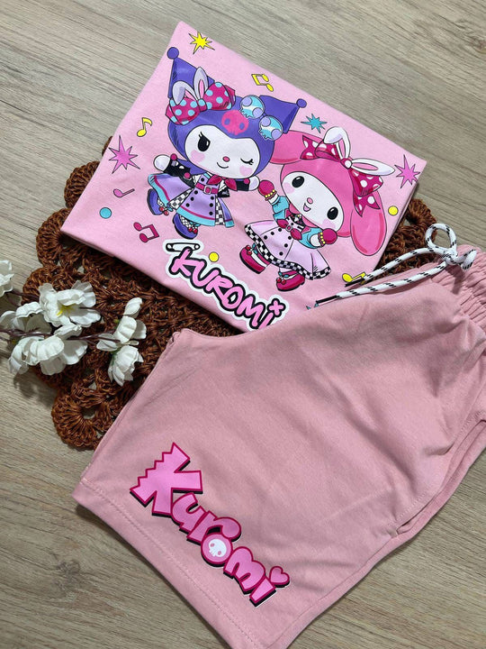 Haz que su infancia brille con estilo: Conjuntos únicos para pequeñas llenas de personalidad.