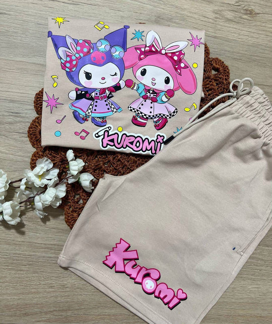 Haz que su infancia brille con estilo: Conjuntos únicos para pequeñas llenas de personalidad.