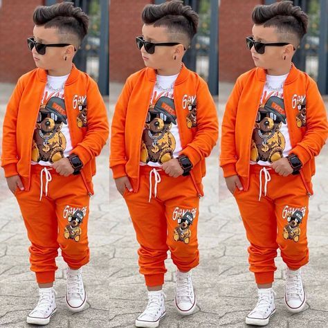 Haz que tu hijo se robe todas las miradas y se llene de estilo, comodidad y magia de Disney con nuestros trios de ultima generación.