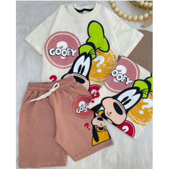Conjuntos que capturan miradas y elevan su esencia desde el primer paso. Con diseños únicos para niños con actitud, estilo y personalidad propia.